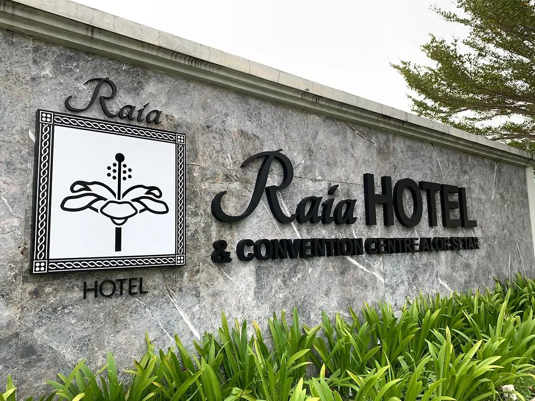 Raia Hotel & Convention Centre Άλορ Σταρ 4*,